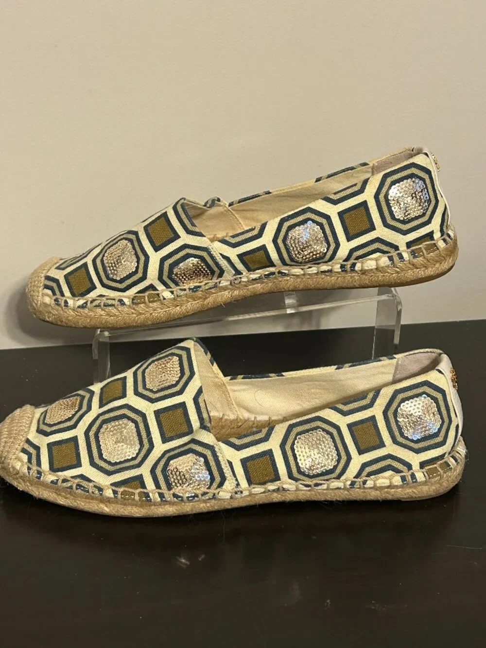 TORY BURCH Sz 7 Cecily Geometric Pattern w/ Sequins Espadrille Flats Shoes Logo